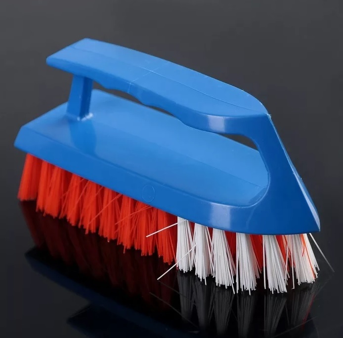 Щетка-утюжок | ЧПУП «Метрасалес»